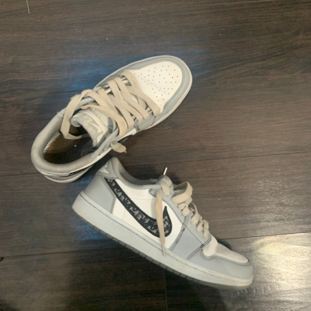 Jordan 1 low Dior